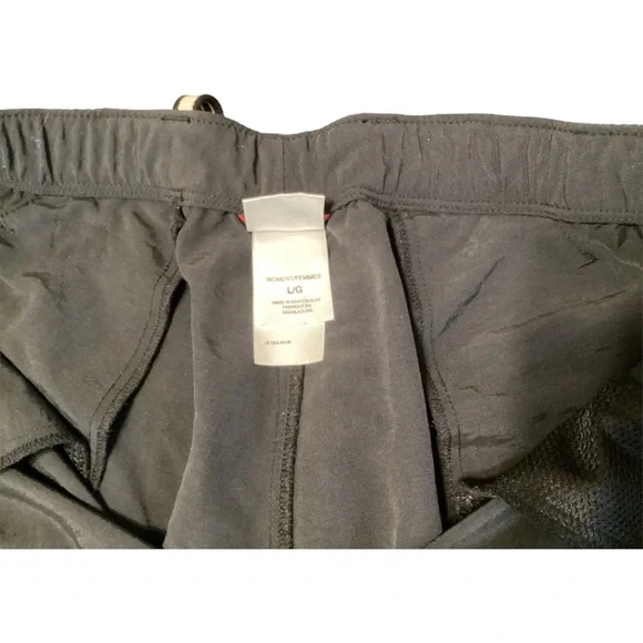 The North Face Women’s Zip Off Convertible Hiking Pockets Black Pants Size Large - Picture 10 of 16